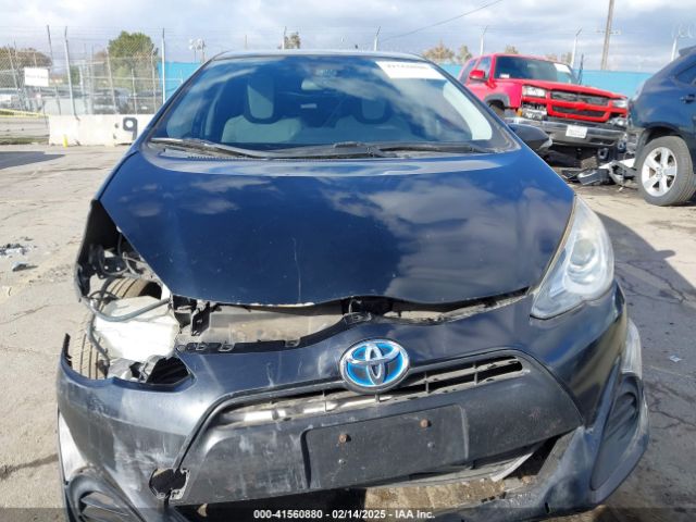 JTDKDTB34H1592126 Toyota Prius C One