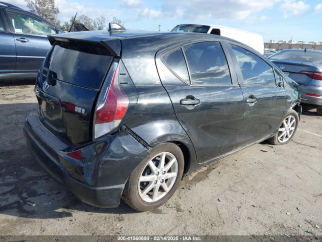 JTDKDTB34H1592126 Toyota Prius C One