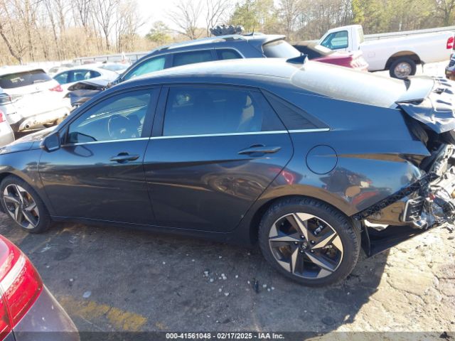 5NPLN4AGXNH081262 Hyundai ELANTRA SEL