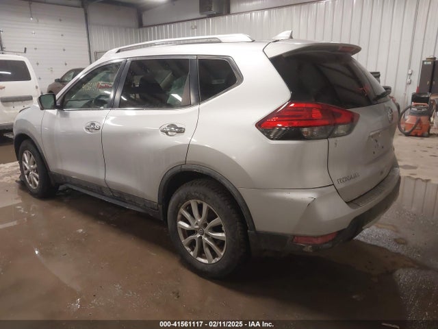JN8AT2MV4HW010718 Nissan ROGUE SV
