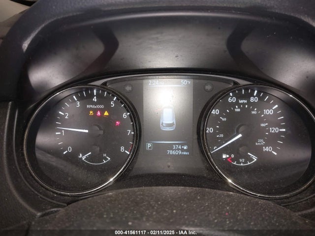 JN8AT2MV4HW010718 Nissan ROGUE SV