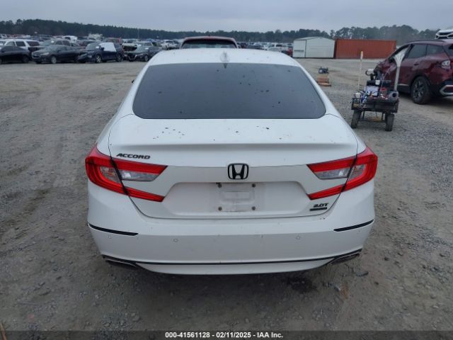 1HGCV2F95JA027434 Honda Accord Touring 2.0t