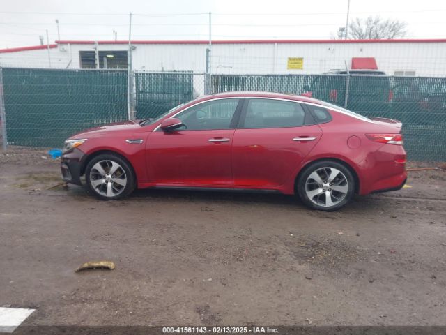 5XXGT4L38KG360993 KIA Optima S