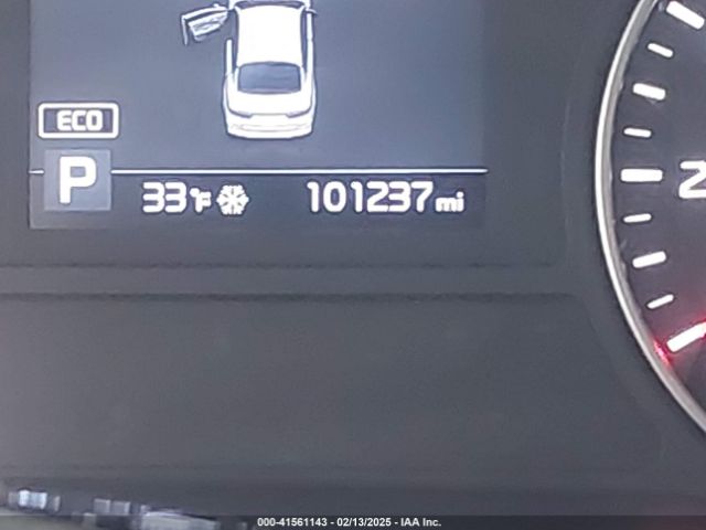 5XXGT4L38KG360993 KIA Optima S