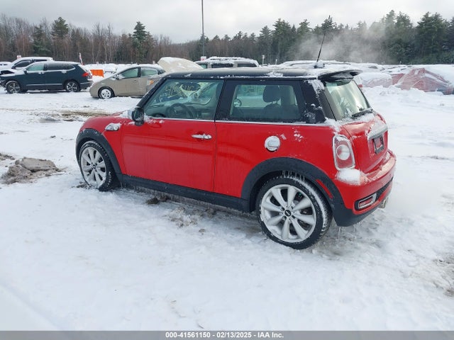 2012 MINI COOPER S WMWSV3C56CTY28170 Photo 2