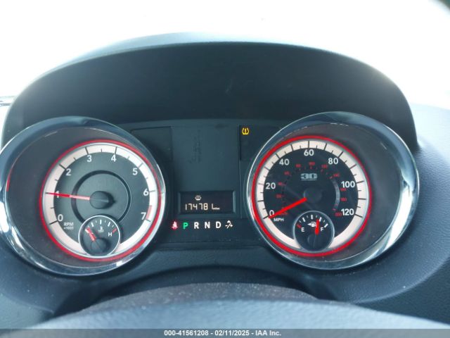 2C4RDGBGXER226395 Dodge Grand Caravan Se 30th Anniversary