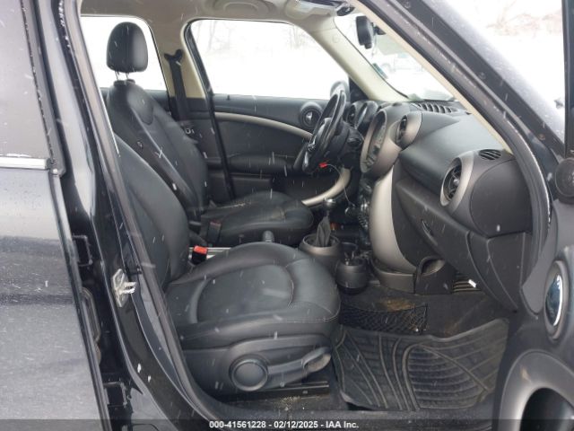2011 MINI COOPER COUNTRYMAN WMWZB3C55BWH95220 Photo 4