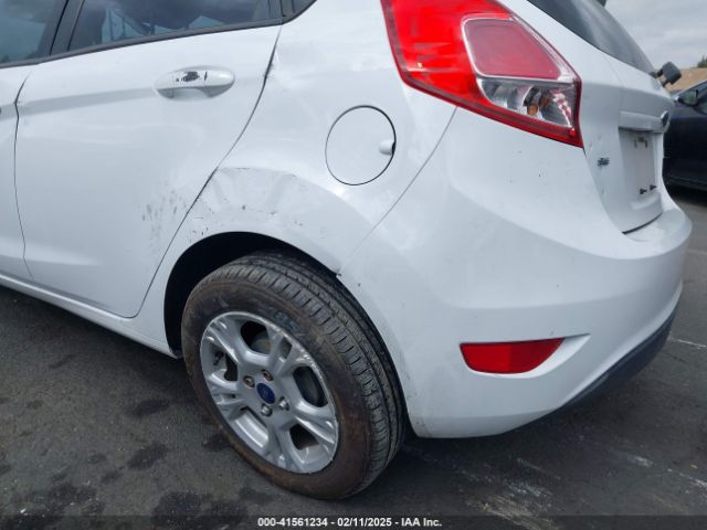 3FADP4EJ1FM162365 Ford FIESTA SE