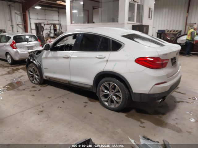 2016 BMW X4 5UXXW3C55G0M89736 Photo 2