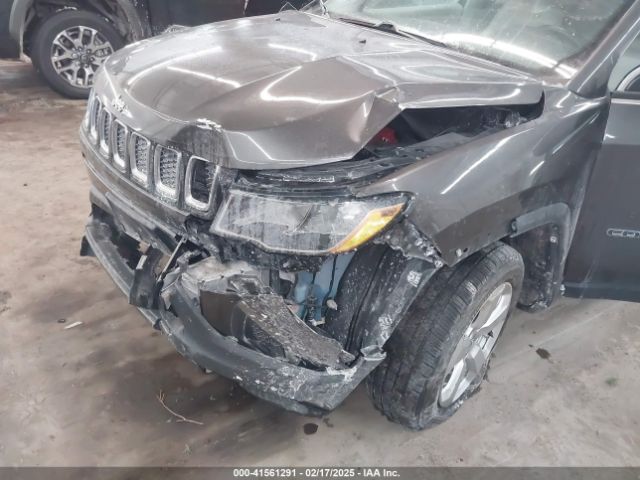 3C4NJDBBXKT665843 Jeep Compass Latitude 4x4