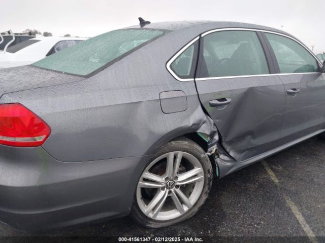 1VWBT7A32EC093902 Volkswagen Passat 1.8t Se
