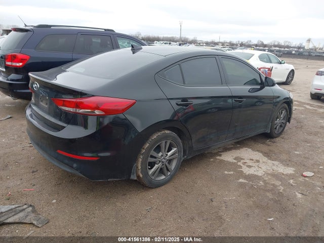 5NPD84LF9HH207762 Hyundai 2017