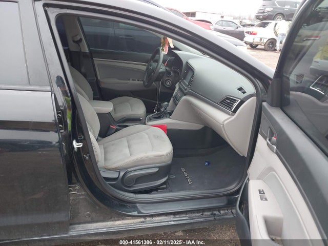 5NPD84LF9HH207762 Hyundai 2017
