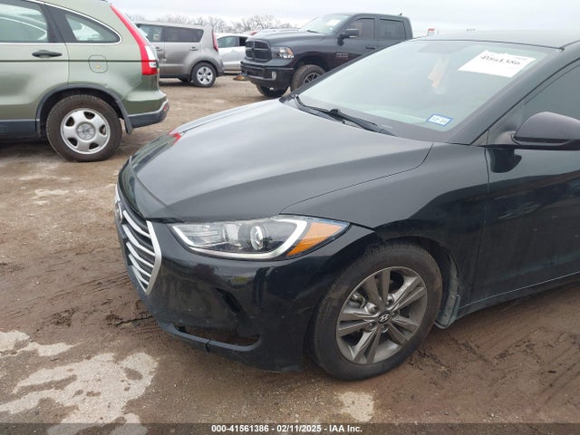 5NPD84LF9HH207762 Hyundai 2017