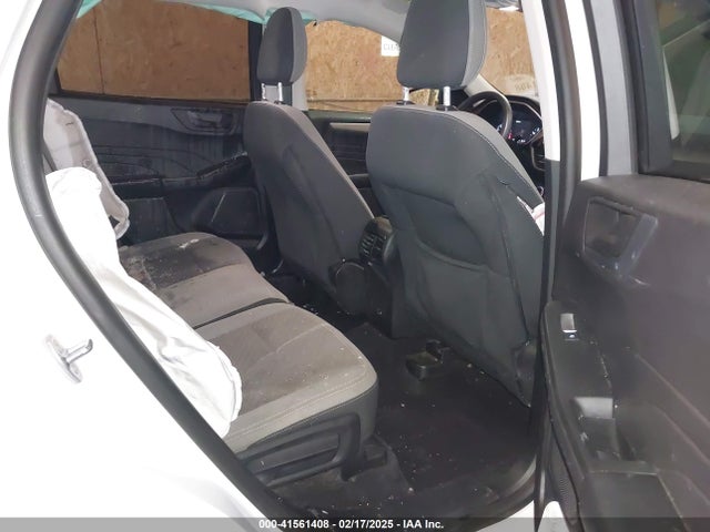1FMCU9G60NUB68474 Ford ESCAPE SE