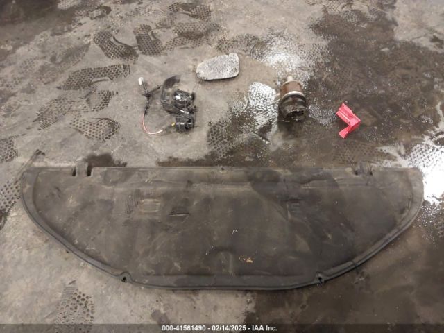 5TDYRKEC6NS126603 Toyota SIENNA XLE