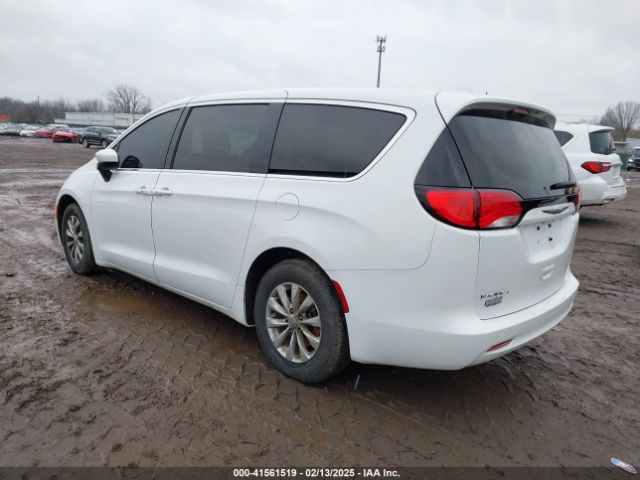 2C4RC1DG4HR723458 Chrysler Pacifica Touring