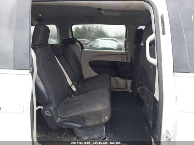 2C4RC1DG4HR723458 Chrysler Pacifica Touring