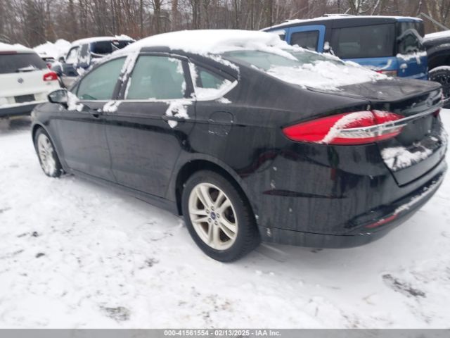 3FA6P0H7XJR135257 Ford FUSION SE