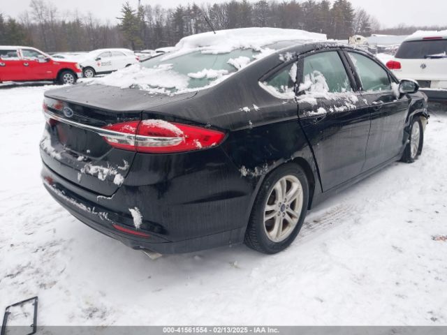 3FA6P0H7XJR135257 Ford FUSION SE