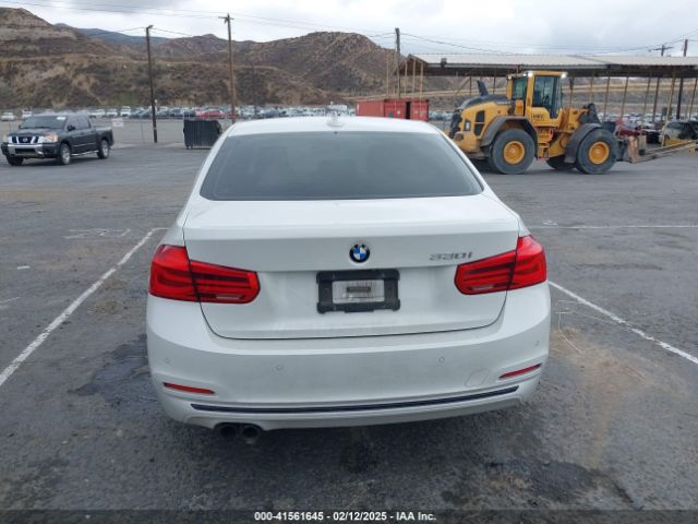 WBA8B9C54JK677466 BMW 330I