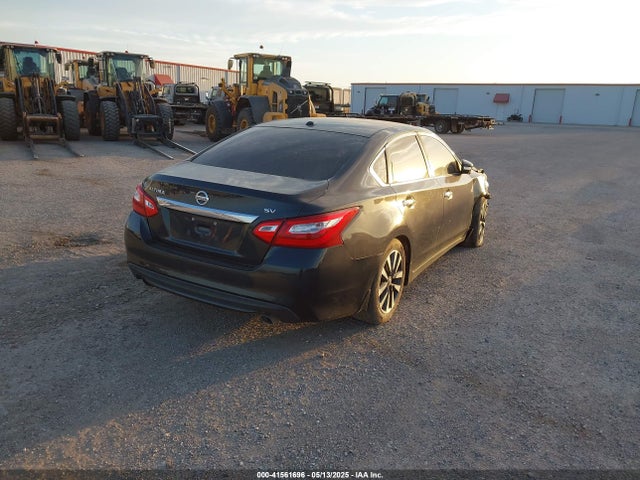 1N4AL3AP0HC131759 Nissan Altima 2.5 Sv