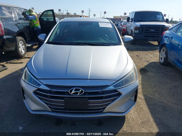 Hyundai ELANTRA SE 2019 5NPD74LF3KH407000 Image 11