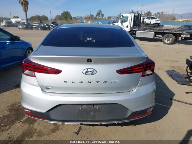Hyundai ELANTRA SE 2019 5NPD74LF3KH407000 Image 15