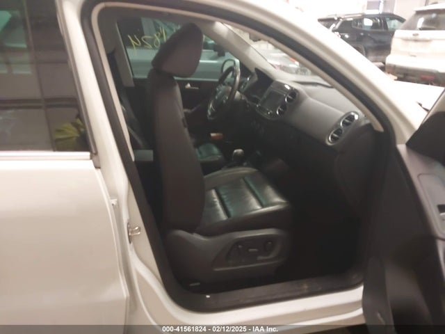 WVGWV7AXXHW511767 Volkswagen Tiguan 2.0t Sel