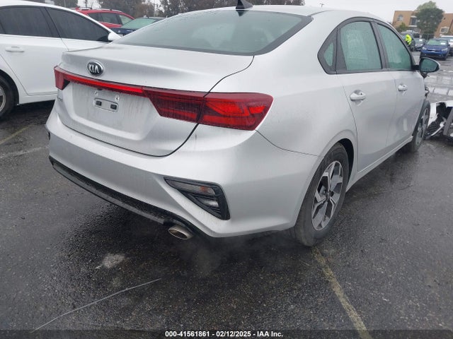 3KPF24AD3ME268213 KIA mpi nu