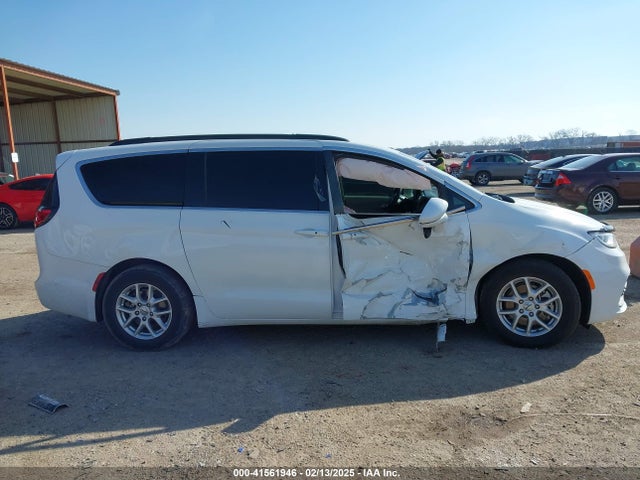 Chrysler Pacifica Touring L 2022 2C4RC1BG9NR140561 Image 14