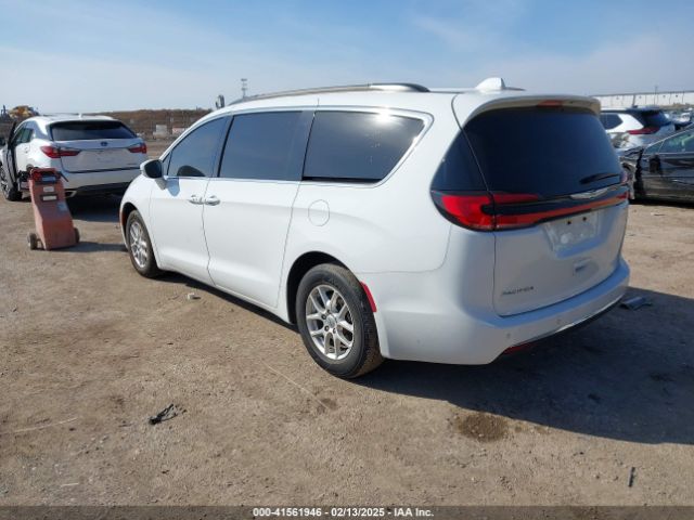 2022 CHRYSLER PACIFICA 2C4RC1BG9NR140561 Photo 2