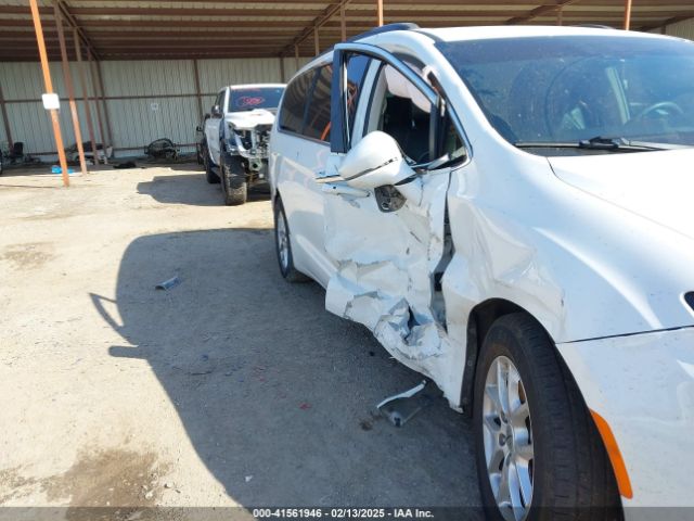 2022 CHRYSLER PACIFICA 2C4RC1BG9NR140561 Photo 5