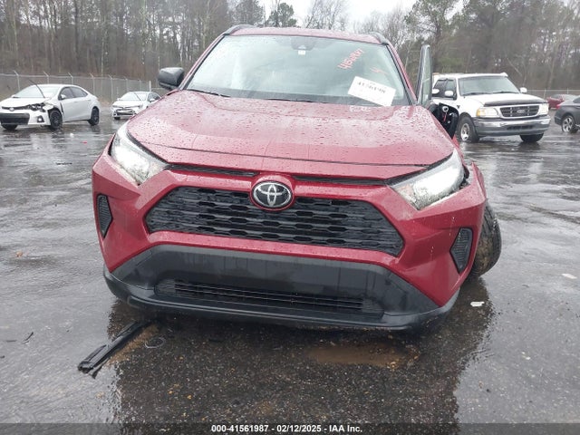 Toyota RAV4 LE 2019 JTMH1RFV4KJ008350 Image 13