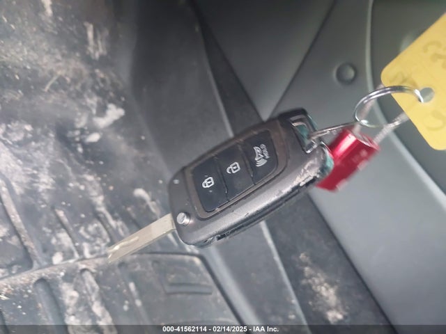 KM8K22AB0NU841116 Hyundai Kona Se