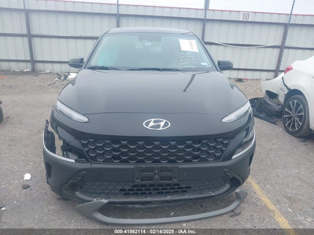 KM8K22AB0NU841116 Hyundai Kona Se