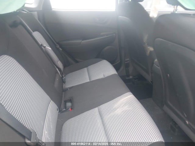 KM8K22AB0NU841116 Hyundai Kona Se