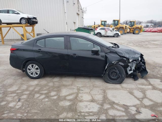 3N1CN8DV8ML904032 Nissan Versa