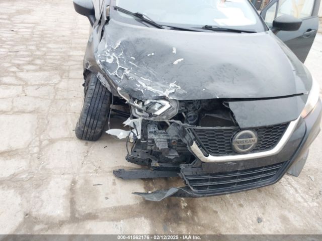 3N1CN8DV8ML904032 Nissan Versa