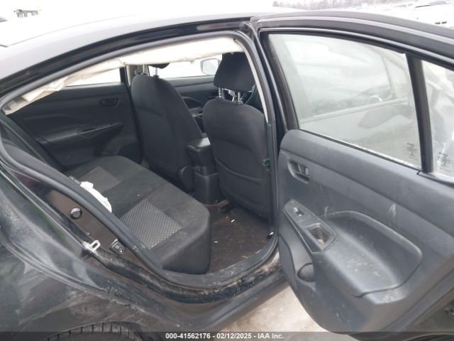 3N1CN8DV8ML904032 Nissan Versa