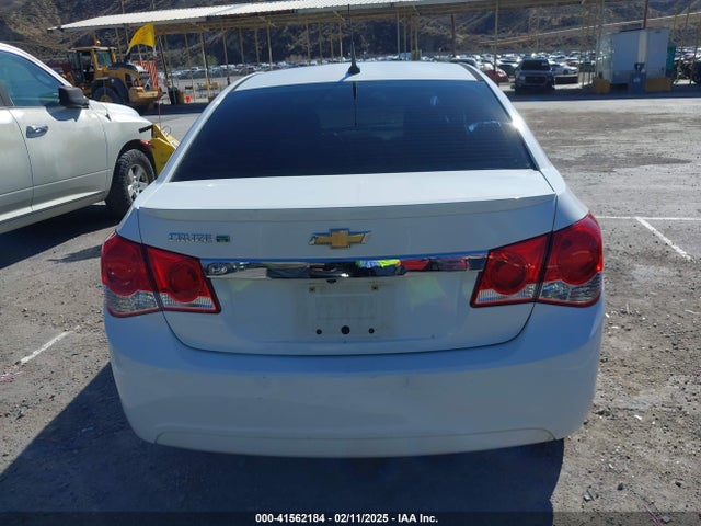 1G1PJ5SB4E7275398 Chevrolet Cruze Eco Manual