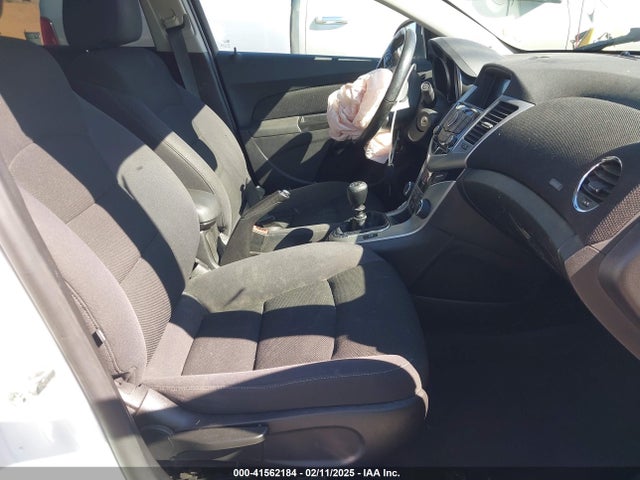 1G1PJ5SB4E7275398 Chevrolet Cruze Eco Manual