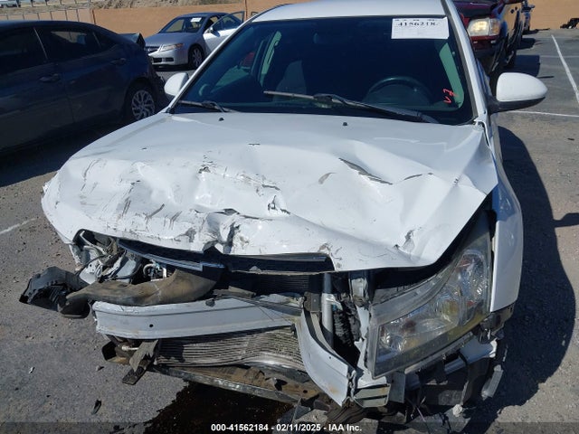 1G1PJ5SB4E7275398 Chevrolet Cruze Eco Manual
