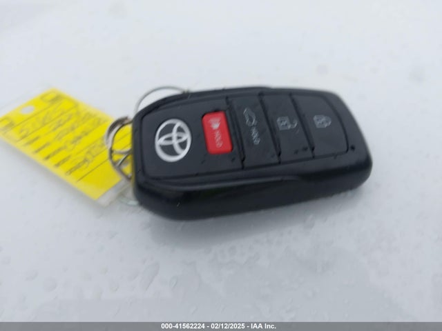 5YFS4MCEXRP210054 Toyota COROLLA SE