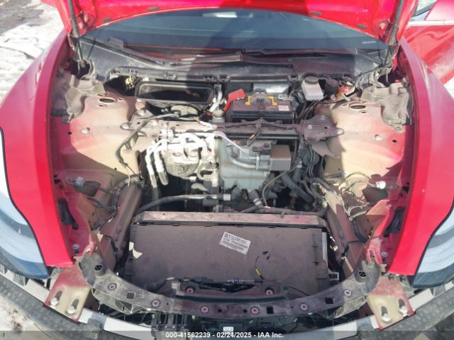 5YJ3E1EB0JF064041 Tesla Model 3 Long Range/performance