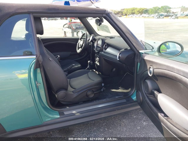 2012 MINI COOPER WMWZN3C54CT134317 Photo 4