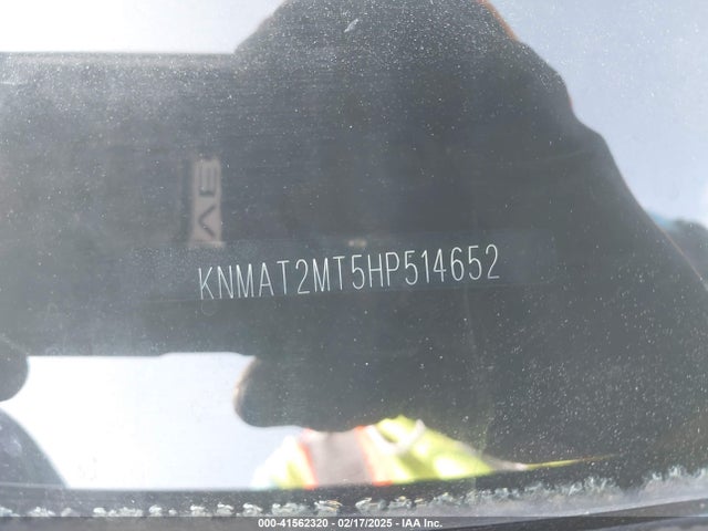 Nissan ROGUE SV 2017 KNMAT2MT5HP514652 Image 9