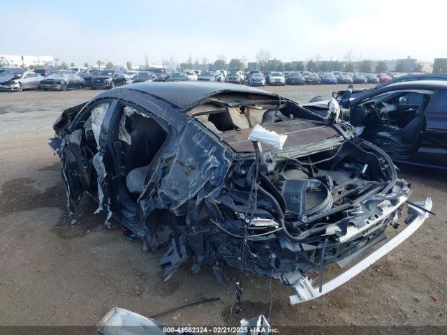 2022 BMW M8 GRAN COUPE WBSGV0C09NCH05618 Photo 2