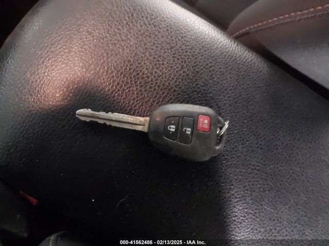 Toyota Rav4 Xle 2014 2T3RFREV6EW183678 Image 11