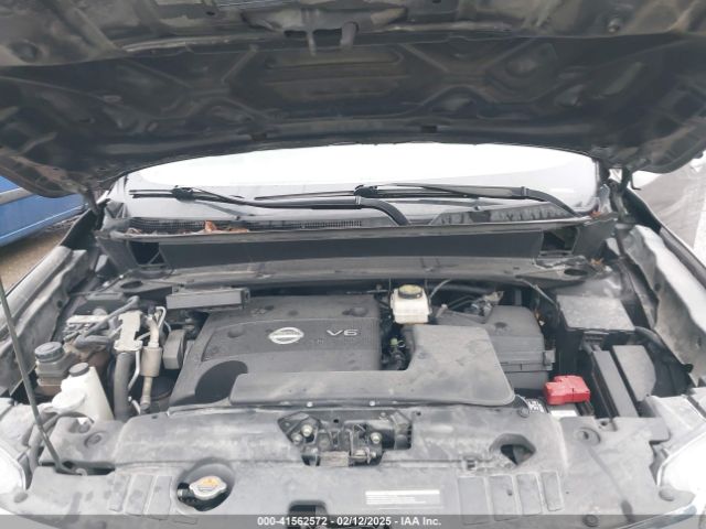 5N1AR2MN5FC688642 Nissan Pathfinder Sl